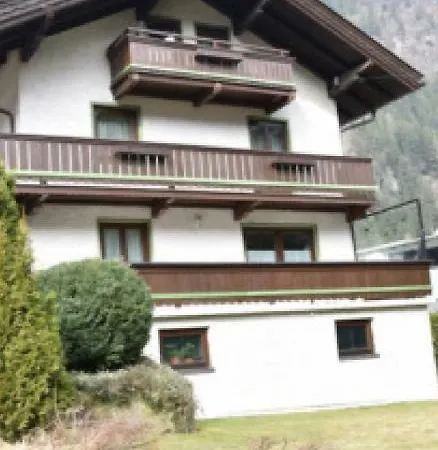 Haus Hell Апартаменты *
